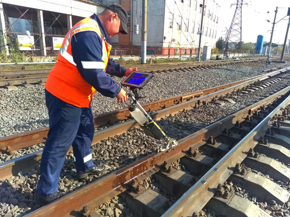 Localized defect indication in the rail head